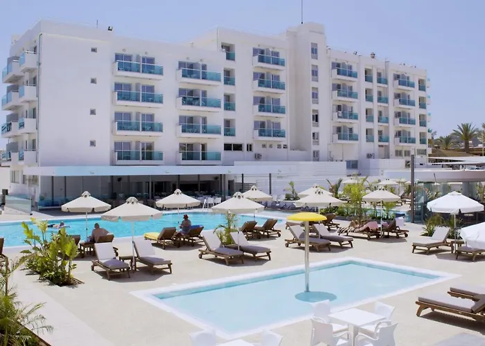 Kapetanios Bay 3*