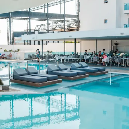 Kapetanios Bay Hotel Protaras