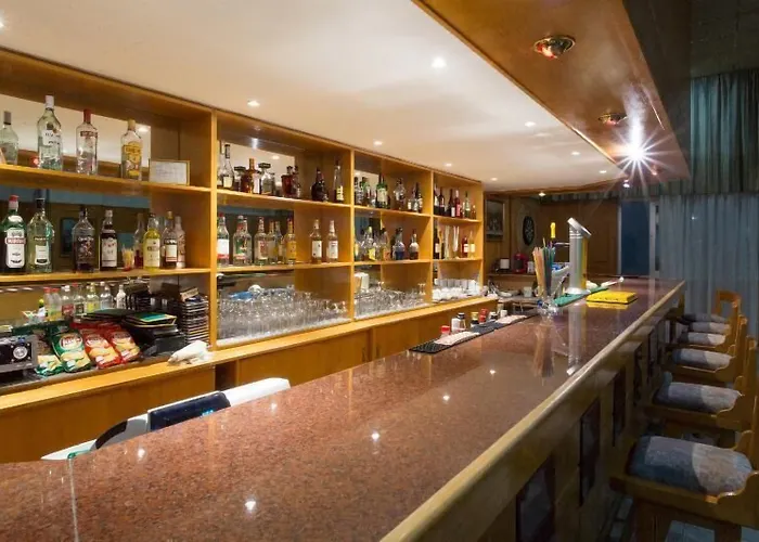 Kapetanios Bay Отель