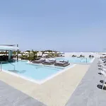 فندق Kapetanios Bay