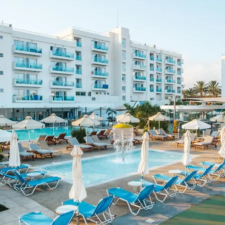 Kapetanios Bay فندق 3*