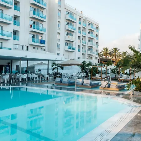 Kapetanios Bay فندق 3*