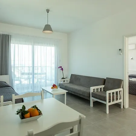 Kapetanios Bay 3* Protaras