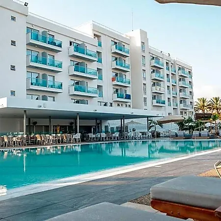 Kapetanios Bay 3* Πρωταράς