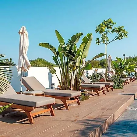 Hotel Kapetanios Bay