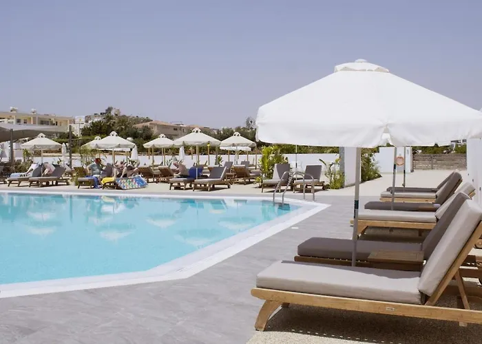 Hotel Kapetanios Bay