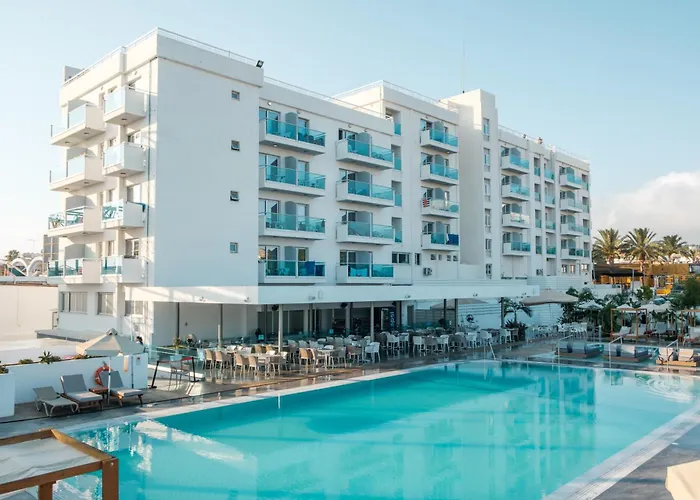 Kapetanios Bay Protaras