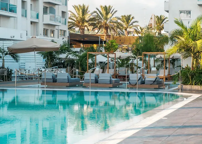 Kapetanios Bay Hotel Protaras