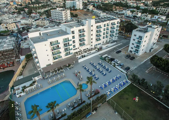 Kapetanios Bay Protaras