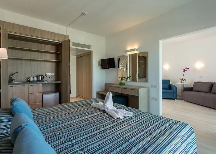 Kapetanios Bay Protaras