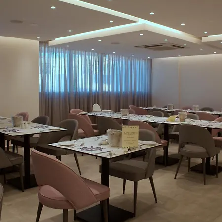 Kapetanios Bay Protaras