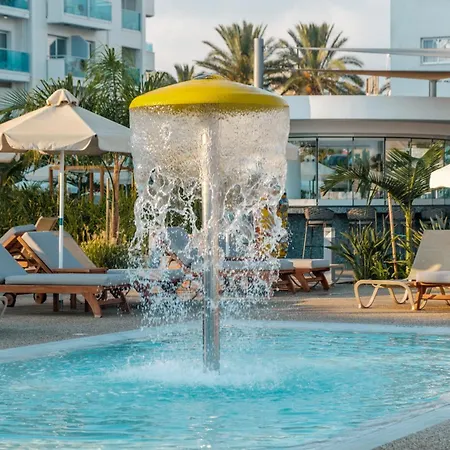 Kapetanios Bay Hotel